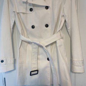 PRISTINE CONDITION ZARA WHITE TRENCH COAT